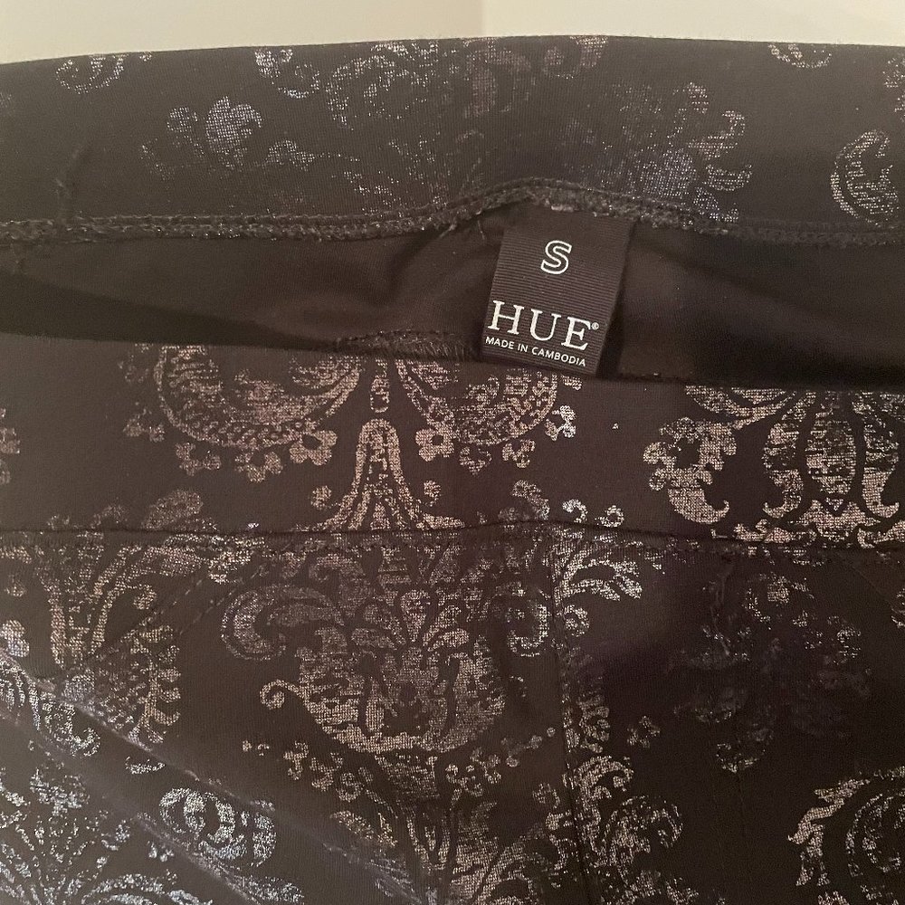 Hue Floral Silver Floral Damask Leggings